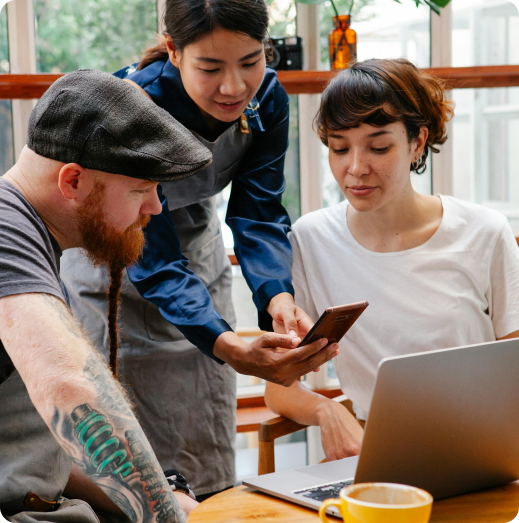 Keep-staff-motivated-with-faster-payments-with-EasyTip-UAE